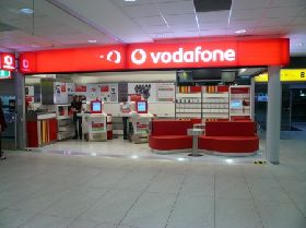 Vstavba znakovch prodejen Vodafone